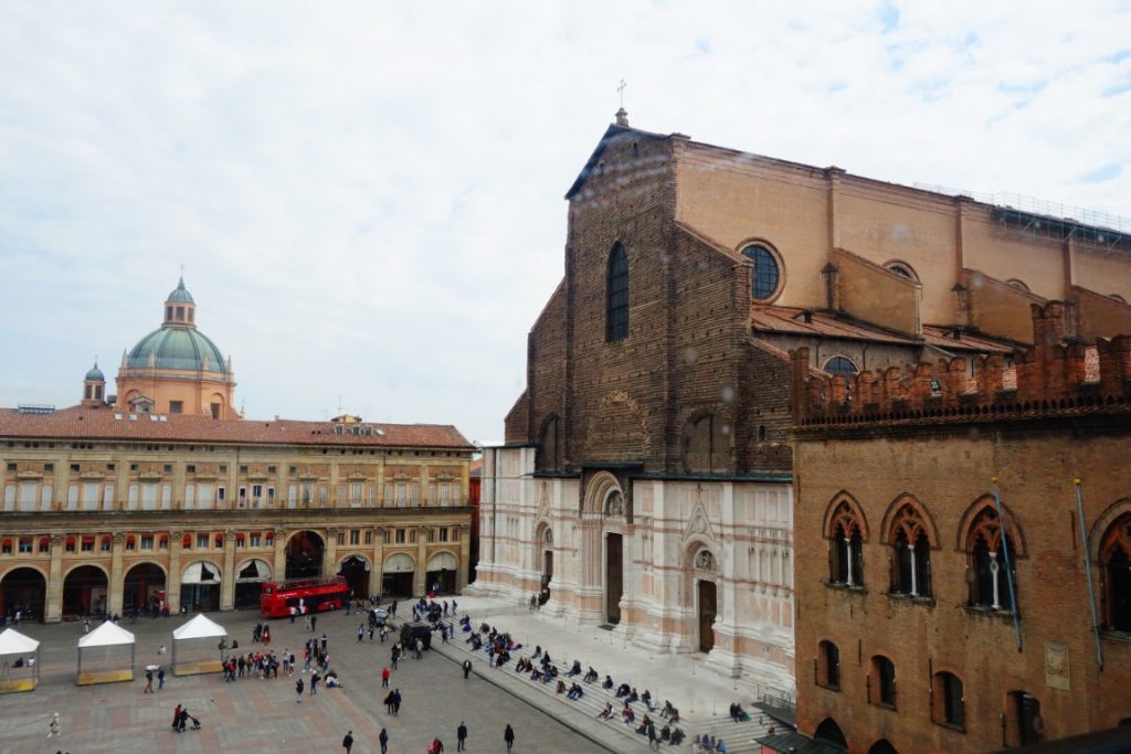 Cityguide Bologna Piazza Maggiore