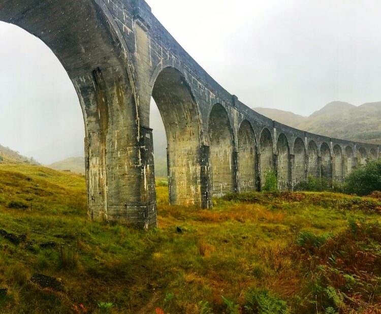Hoe kom je bij het Glenfinnan Viaduct?