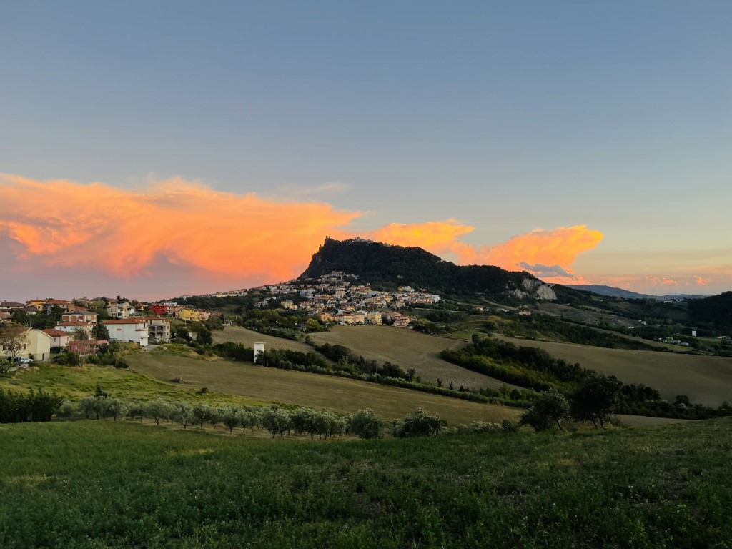 San Marino, zonsondergang