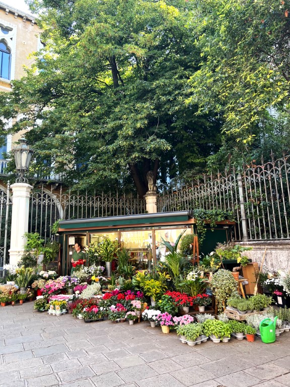 Venetië, bloemen, citytrip Venetië