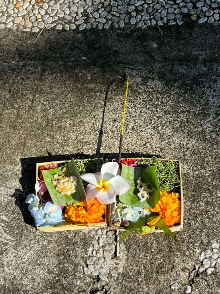 bali offerings, ubud offerings